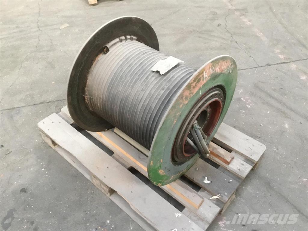 Krupp KMK 4060 winch Kranar, delar och tillbehör