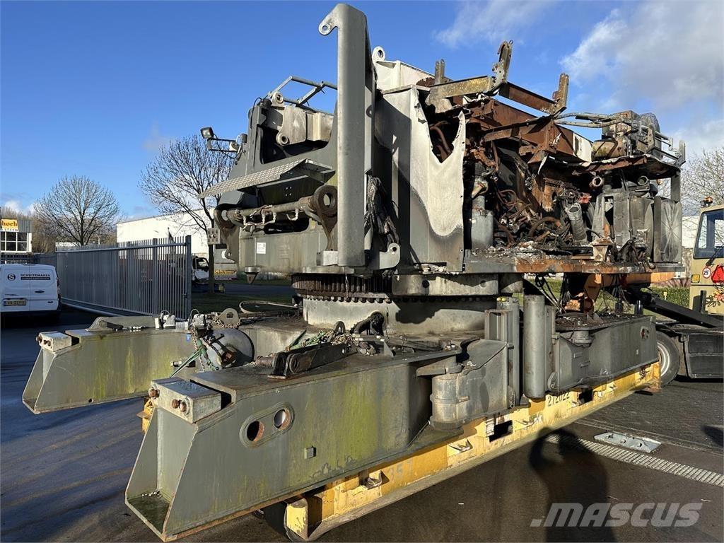 Liebherr LR 1160 Allterrängkranar