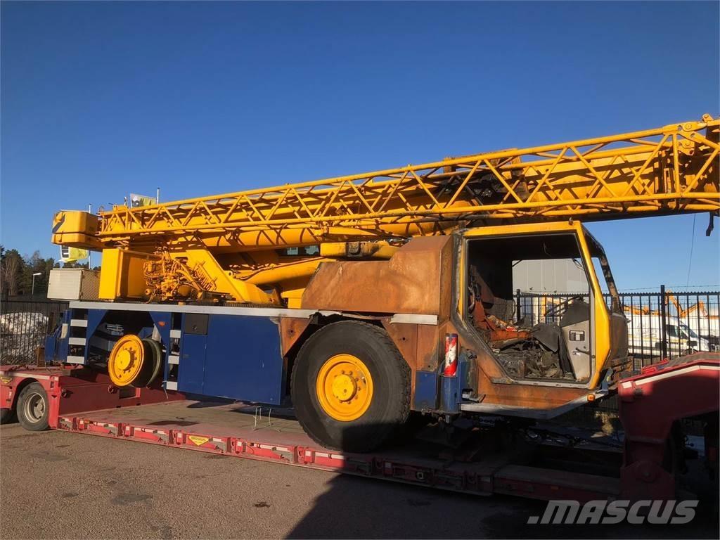 Liebherr LTM 1030-2 Allterrängkranar