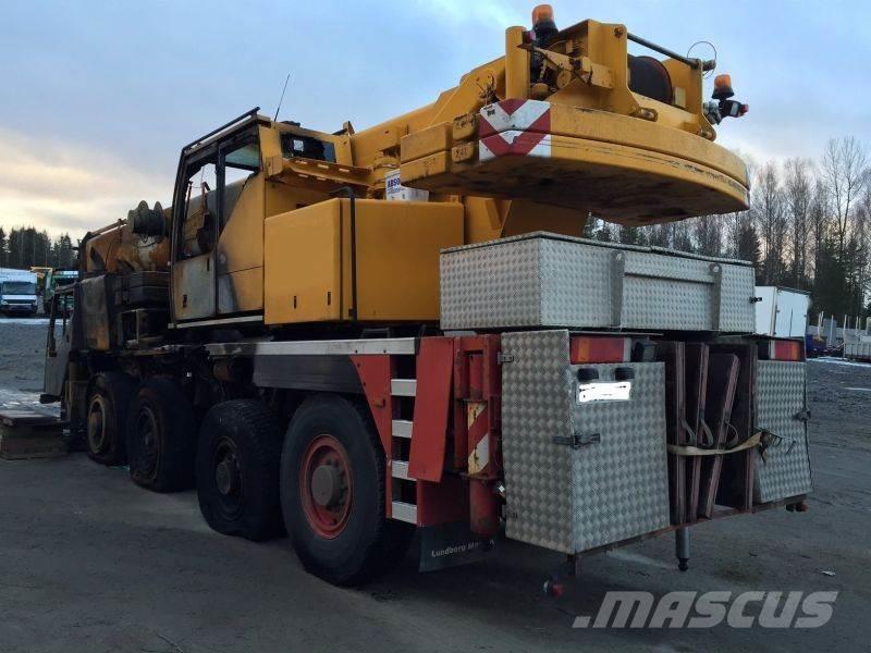 Liebherr LTM 1060-2 Allterrängkranar