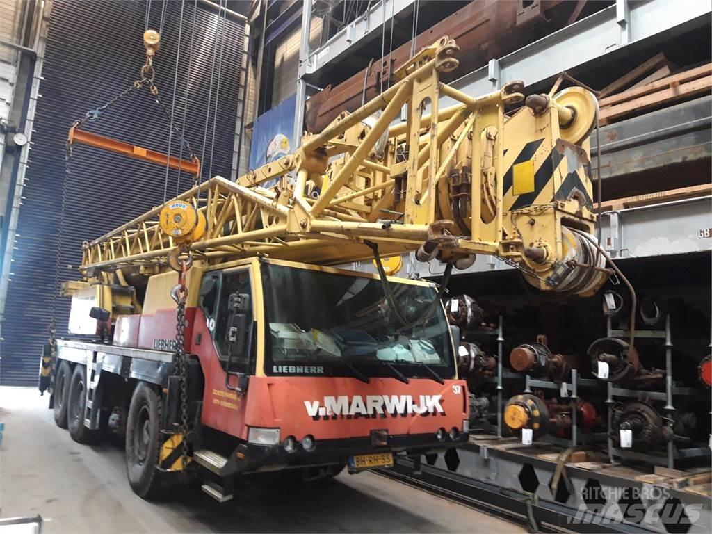 Liebherr LTM 1060-2 Allterrängkranar