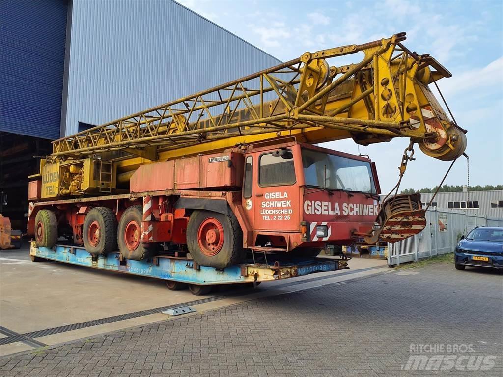 Liebherr LTM 1100 Allterrängkranar