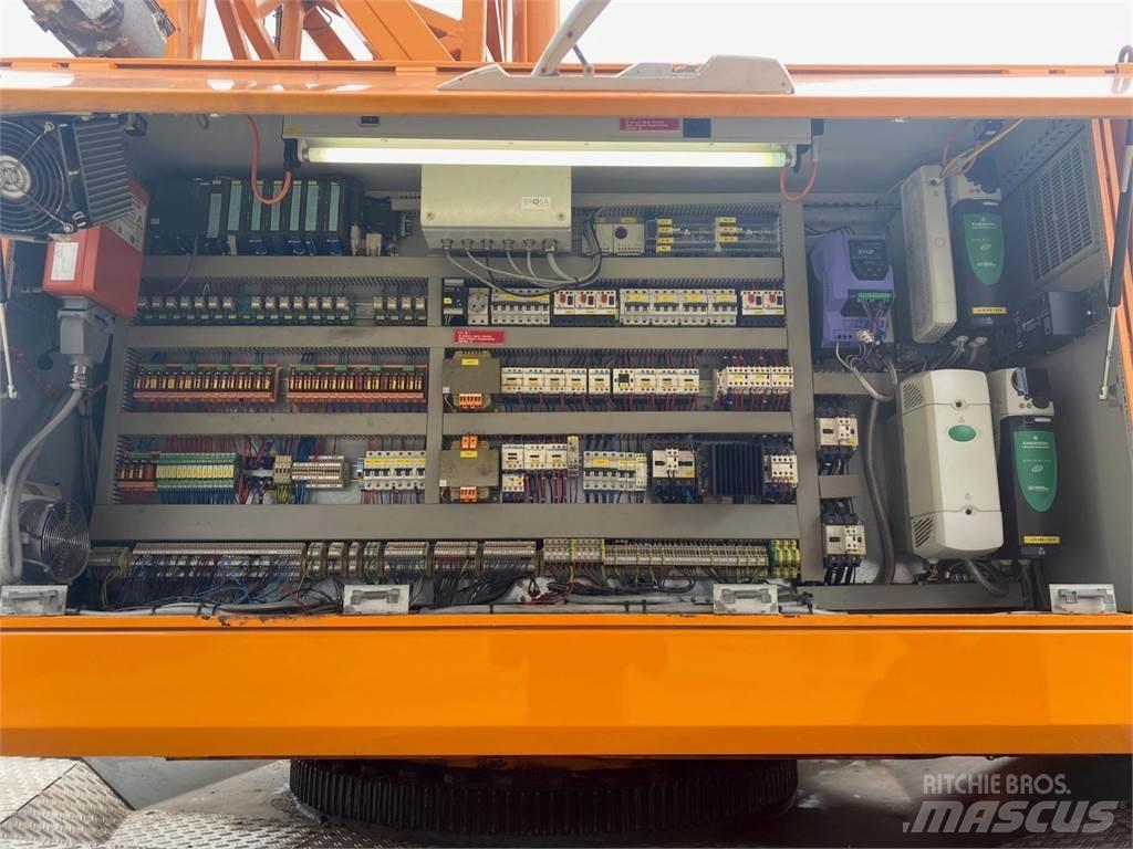 MTC AF 38 Allterrängkranar