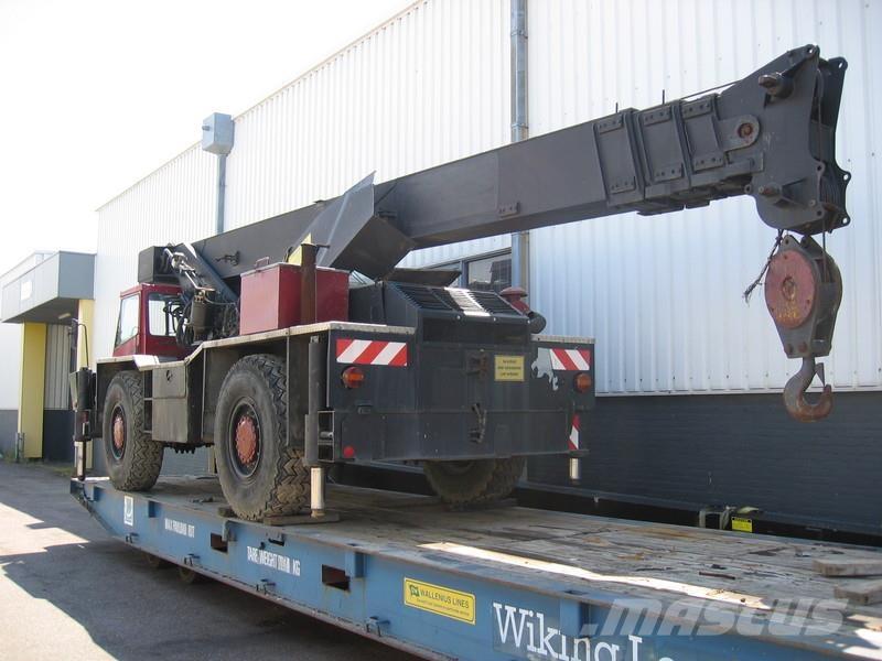 P&H S 15 for parts Allterrängkranar