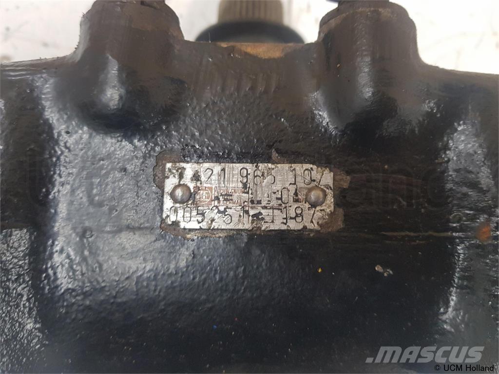 P&H S35 steering box Kranar, delar och tillbehör
