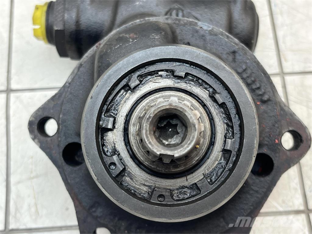 ZF steering pump Kranar, delar och tillbehör
