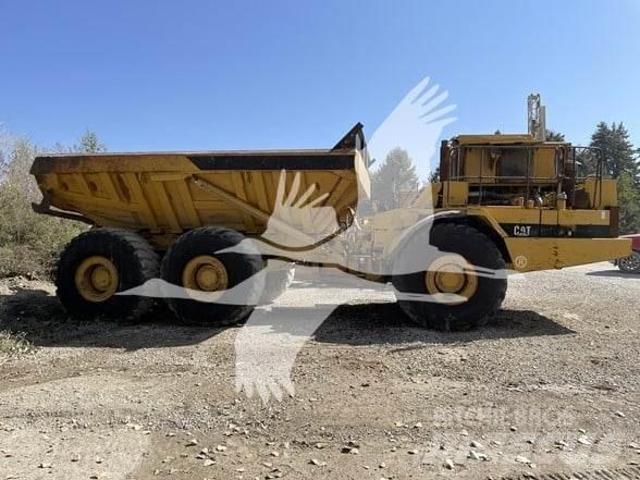 CAT D400D Midjestyrd dumper