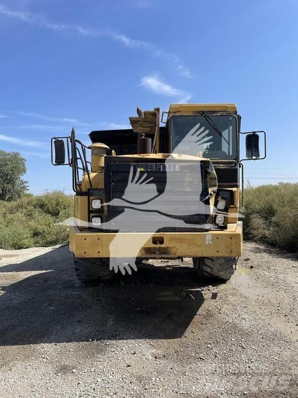 CAT D400D Midjestyrd dumper