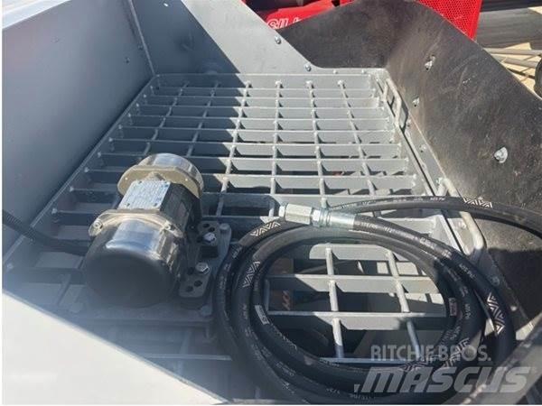  Sermac ST70 Lastbilar med betongpump
