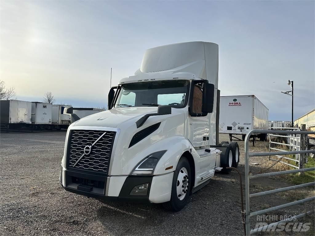 Volvo VNL300 Dragbilar