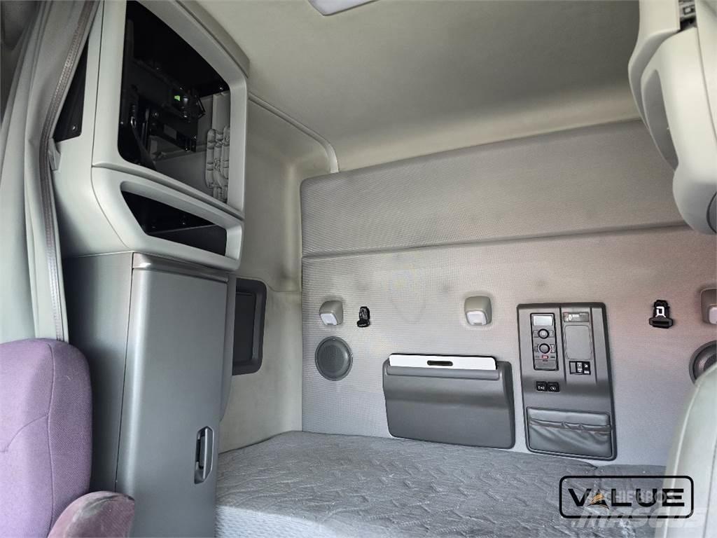 Volvo VNL740 Dragbilar