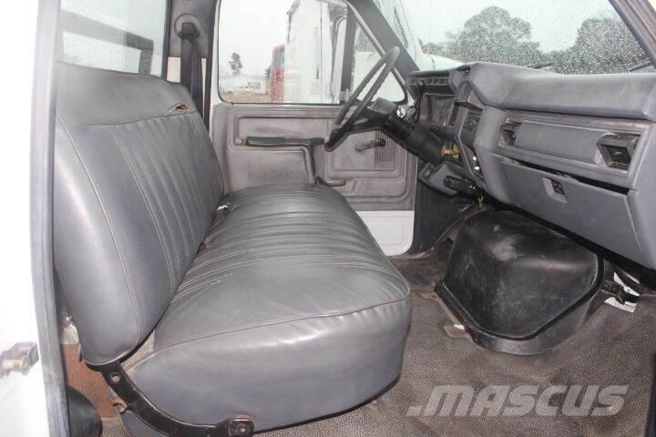 Ford F-600 Entreprenad - Övrigt