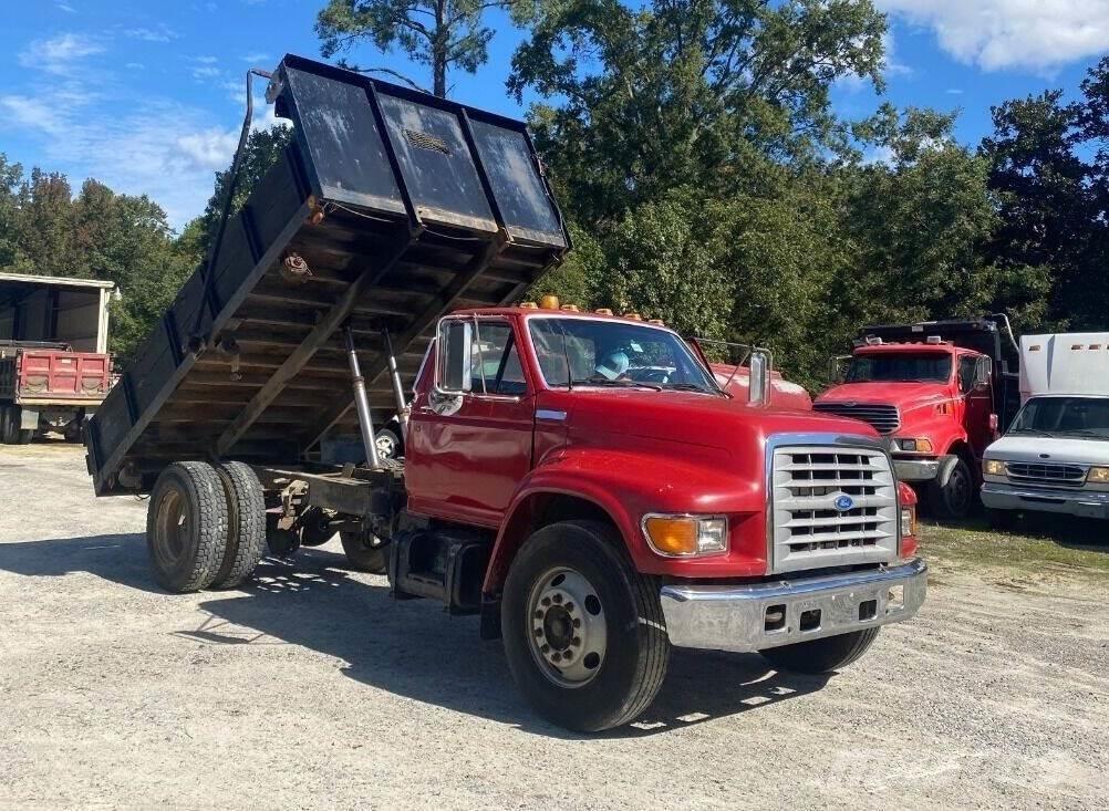 Ford F-700 Entreprenad - Övrigt