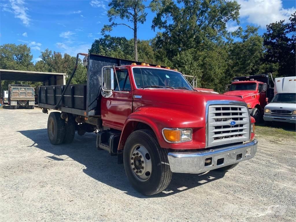 Ford F-700 Entreprenad - Övrigt