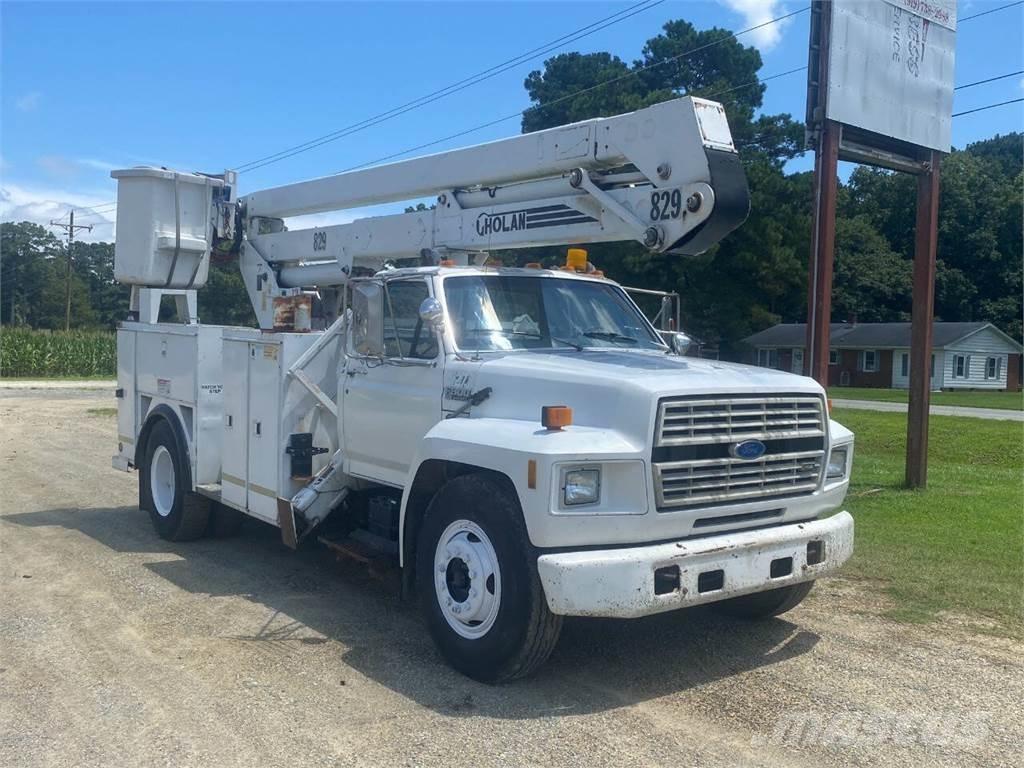 Ford F-800 Entreprenad - Övrigt