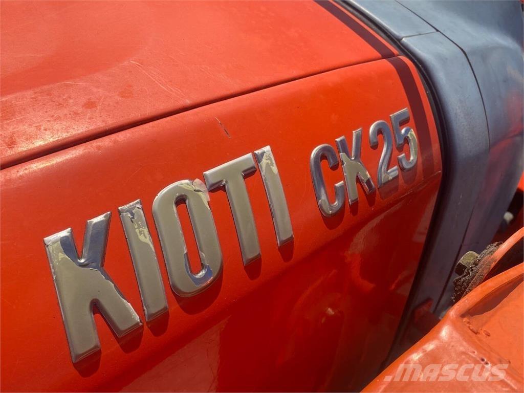 Kioti CK35 Entreprenad - Övrigt