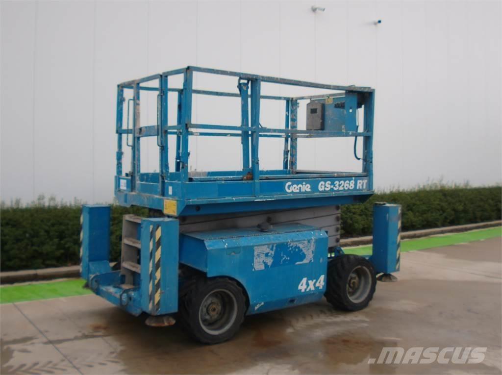 Genie GS3268RT Saxliftar