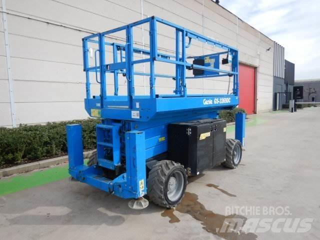Genie GS3369DC Saxliftar
