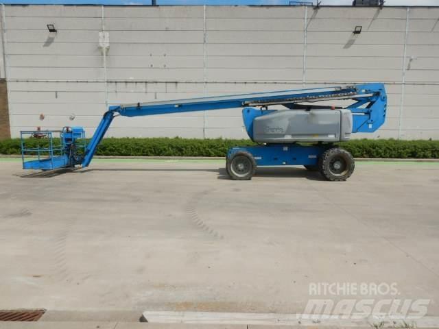 Genie Z80-60RT Bomliftar