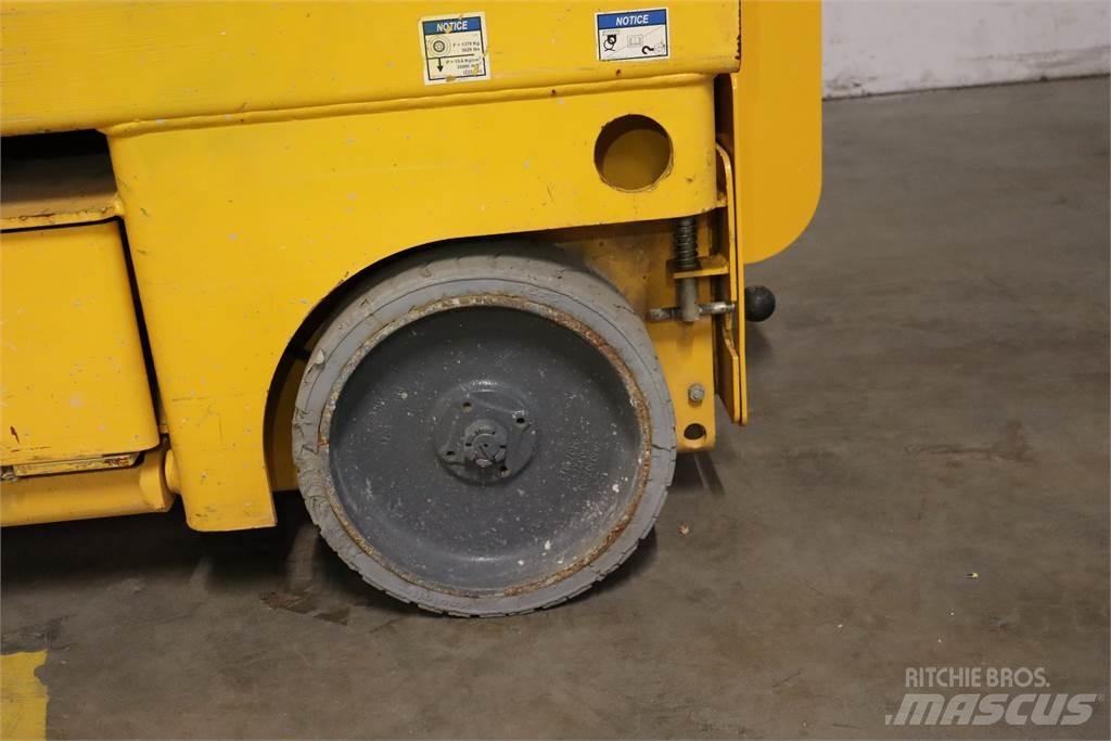 Haulotte Compact 10 Saxliftar