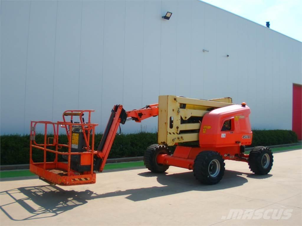 JLG 450AJ Bomliftar