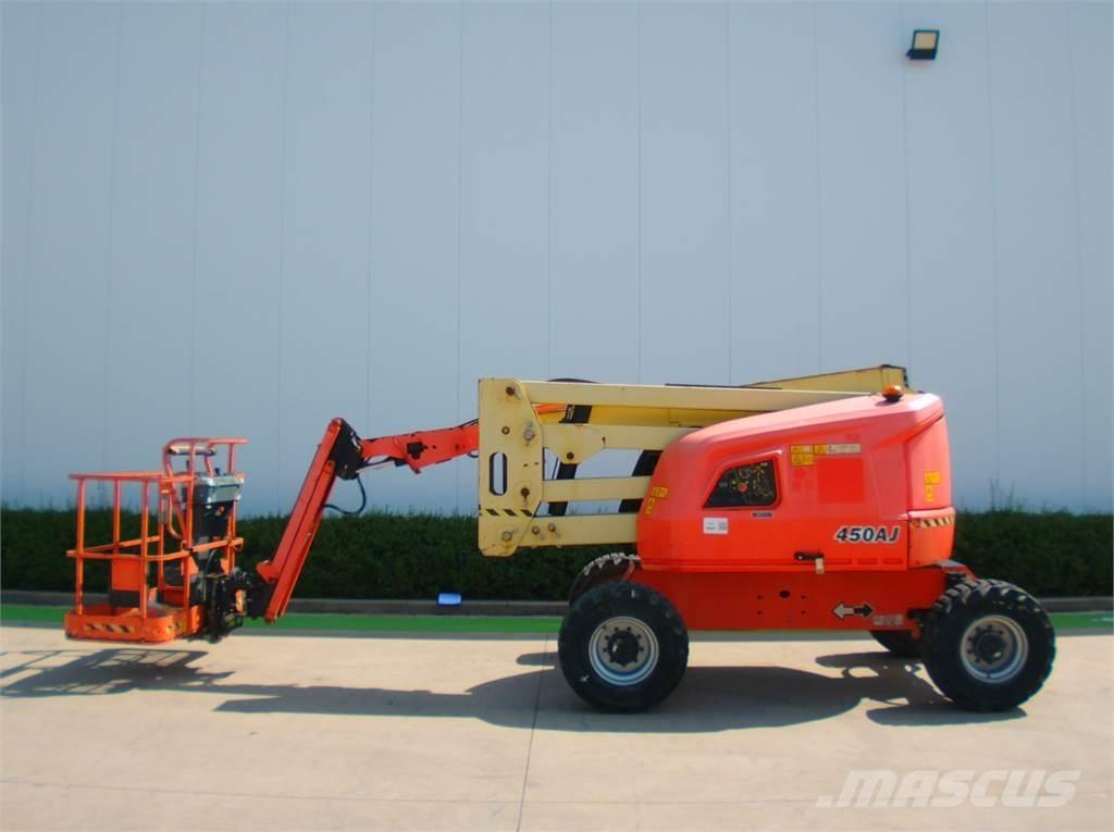 JLG 450AJ Bomliftar