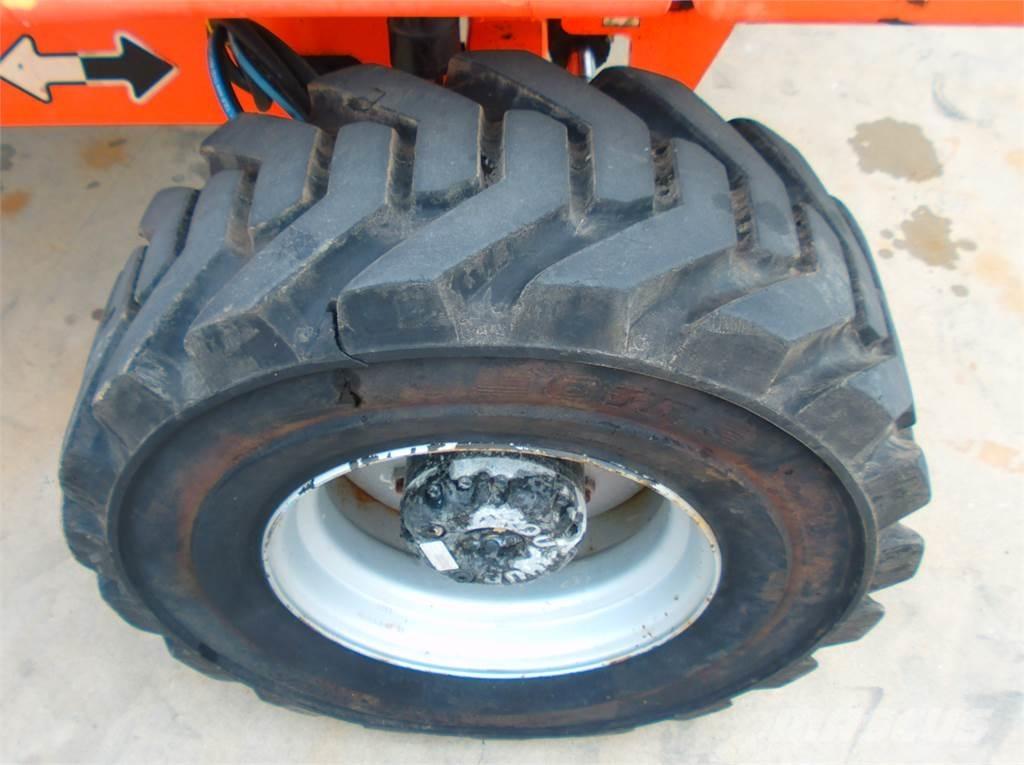 JLG 460SJ Teleskop bomliftar