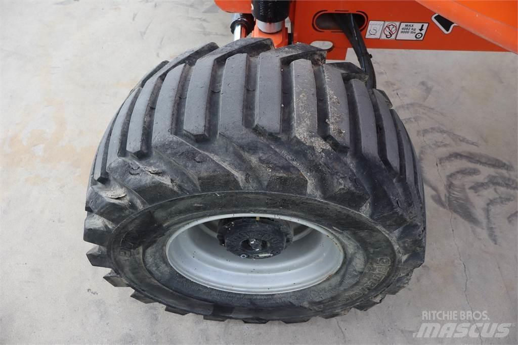 JLG 520AJ Bomliftar