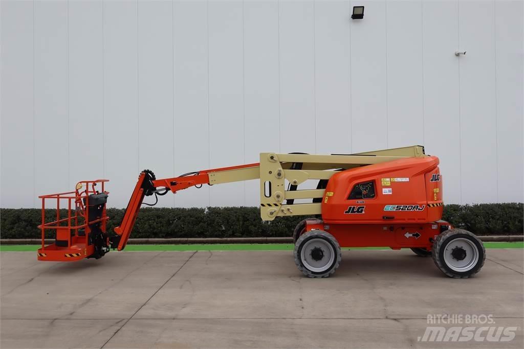 JLG EC 520AJ Bomliftar