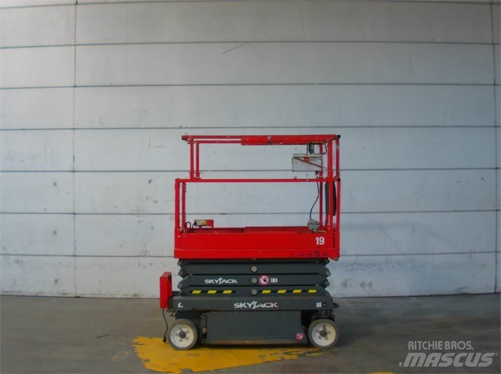 SkyJack SJ3219 Saxliftar