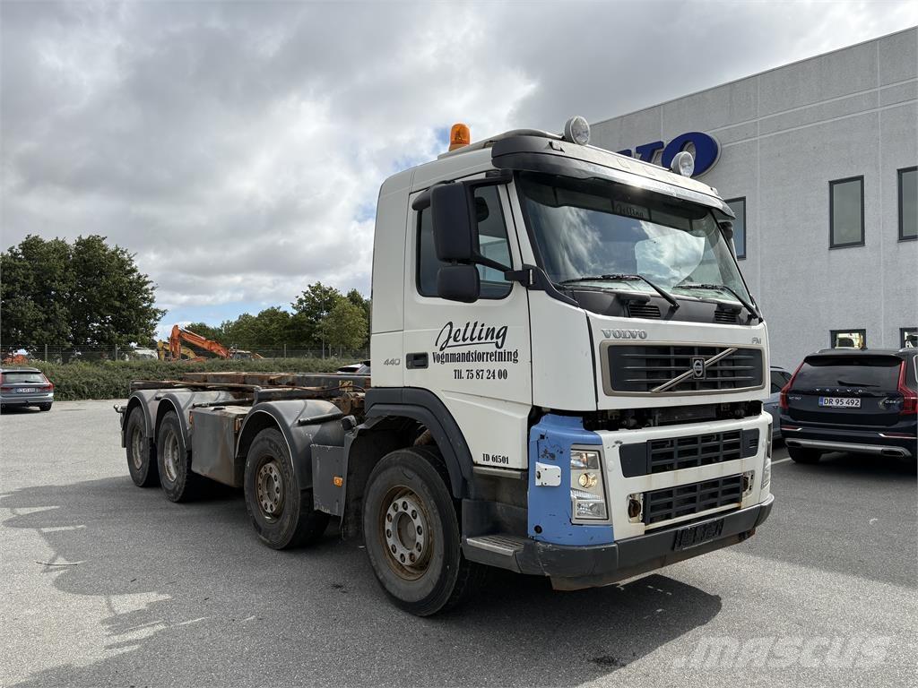 Volvo FM440 Lastväxlare med kabellift