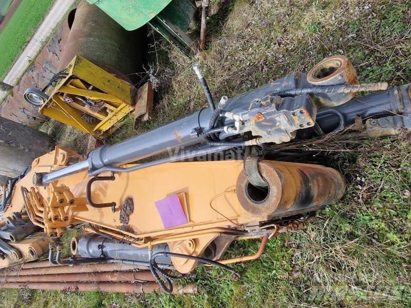CASE CX245SR Bommar och stickor