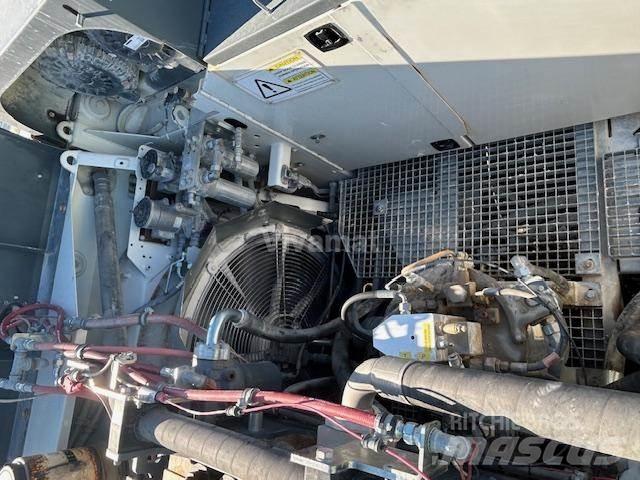 Liebherr R9100 Bandgrävare