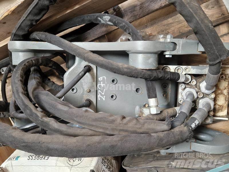 Liebherr SW33 Redskapsfäste/ adaptrar
