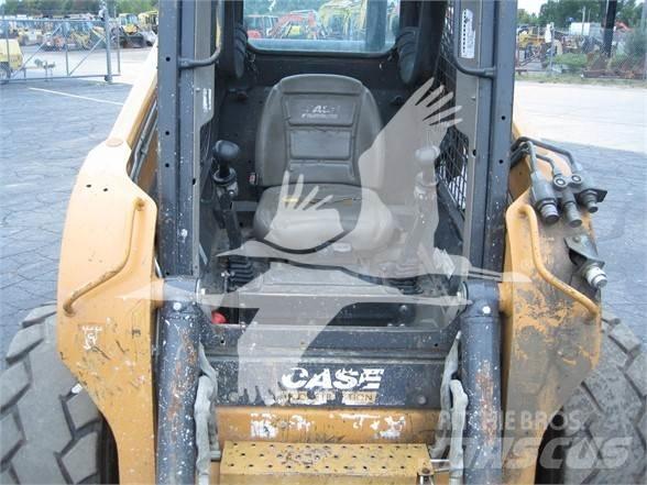 CASE SV250 Kompaktlastare