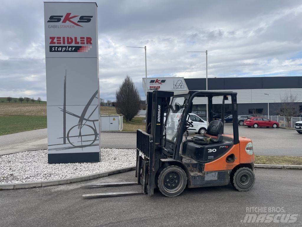 Doosan D30S-5 Dieselmotviktstruckar