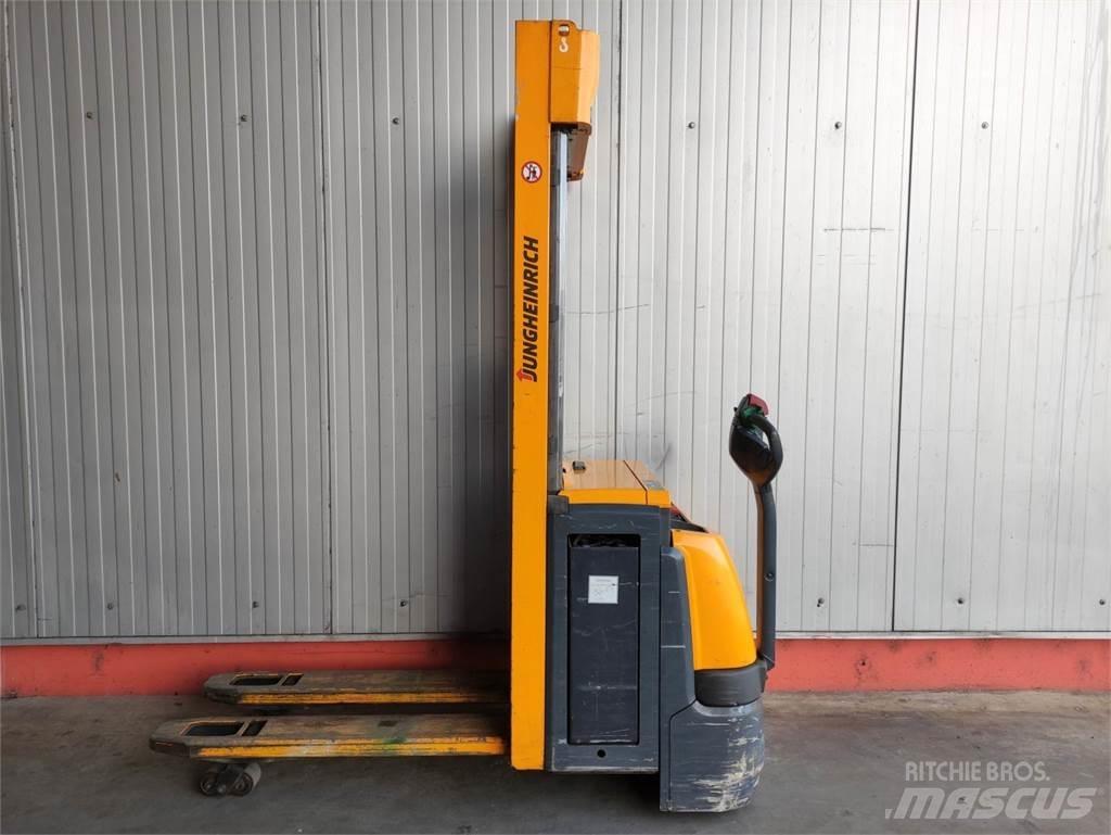 Jungheinrich EJC 212 Z Staplare-led