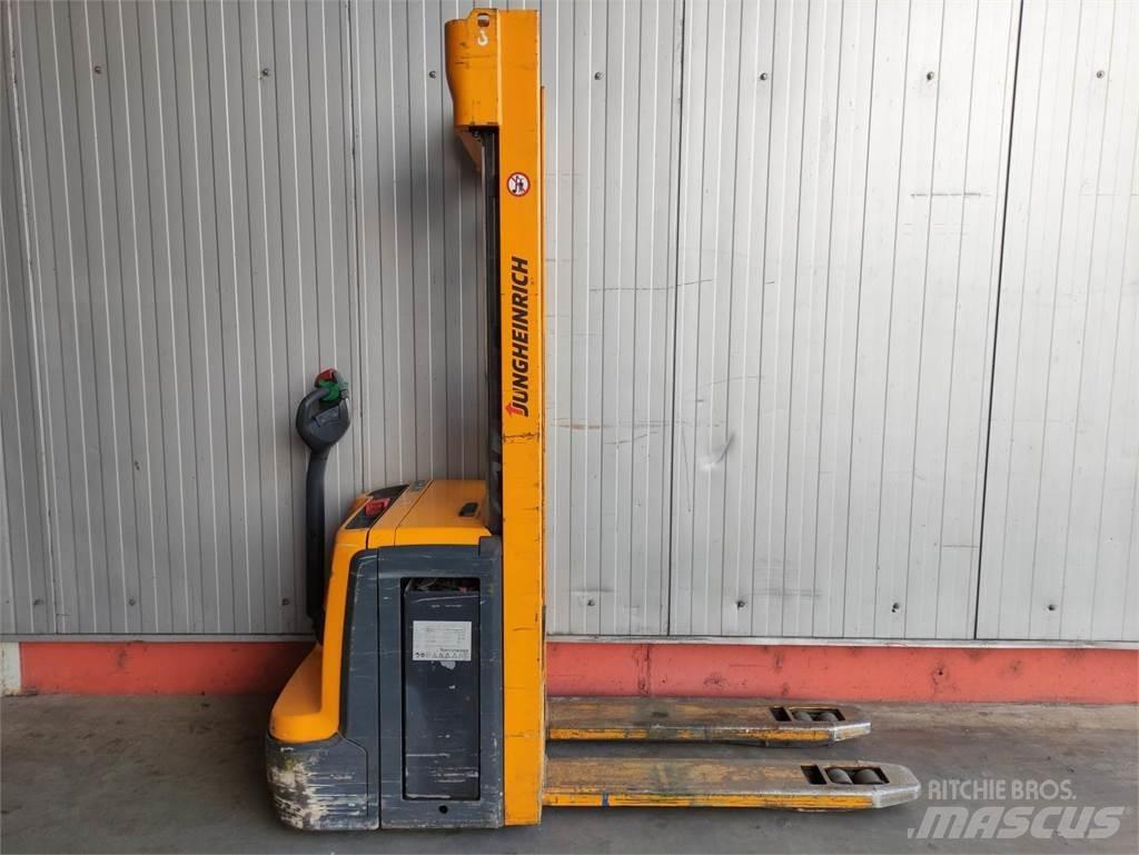 Jungheinrich EJC 212 Z Staplare-led