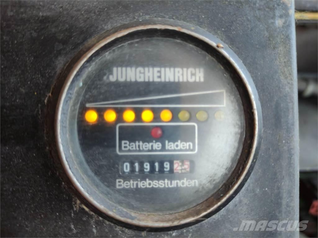 Jungheinrich EJC A 12.5 Staplare-led