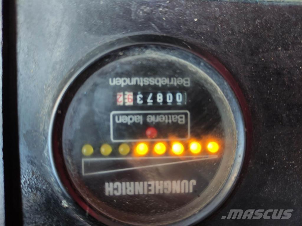 Jungheinrich EJC A12.5 G Staplare-led