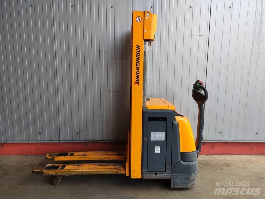 Jungheinrich EJC216Z Staplare-led