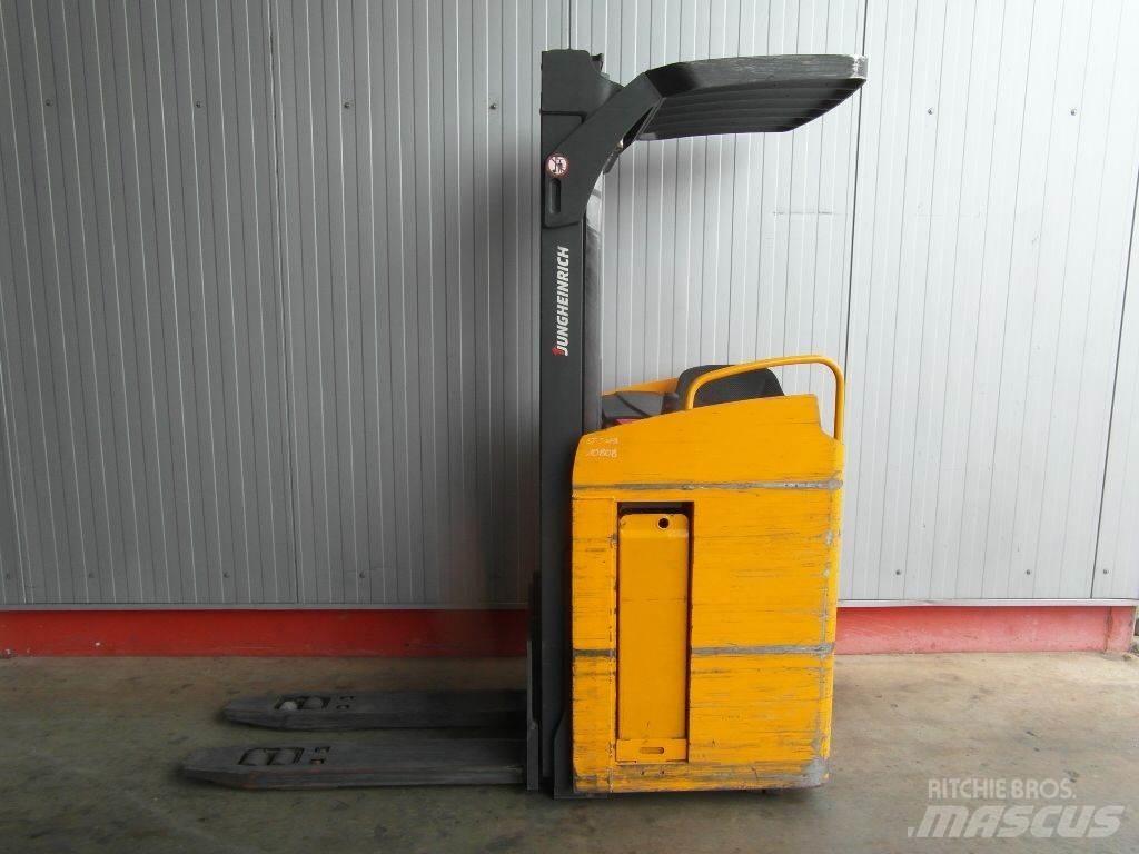 Jungheinrich ESC216-Z Staplare