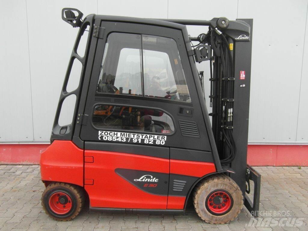 Linde E30-01-387 Elmotviktstruckar