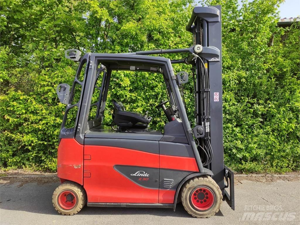 Linde E30HL-01/600-387 Elmotviktstruckar