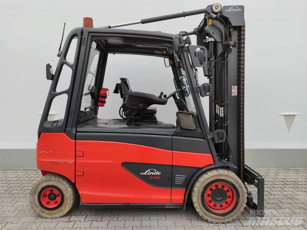 Linde E50HL-01-388 Elmotviktstruckar