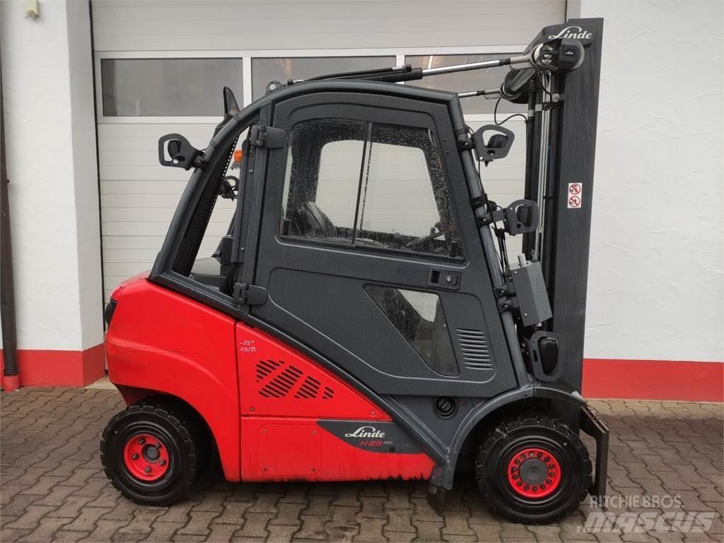 Linde H25D-02-392 EVO Dieselmotviktstruckar