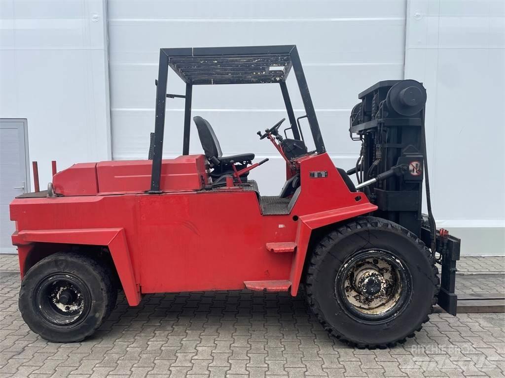  O&amp;K V80 Dieselmotviktstruckar