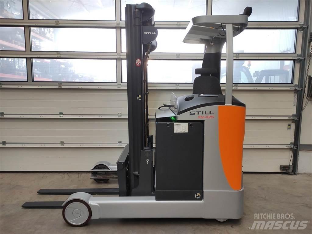 Still FM-X-25 (LACK NEU) Skjutstativtruck