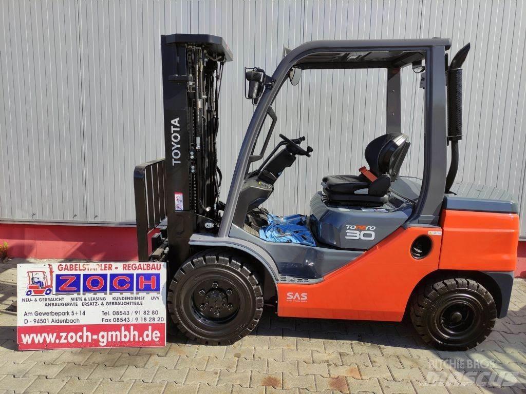 Toyota 52-8FDF30 Dieselmotviktstruckar