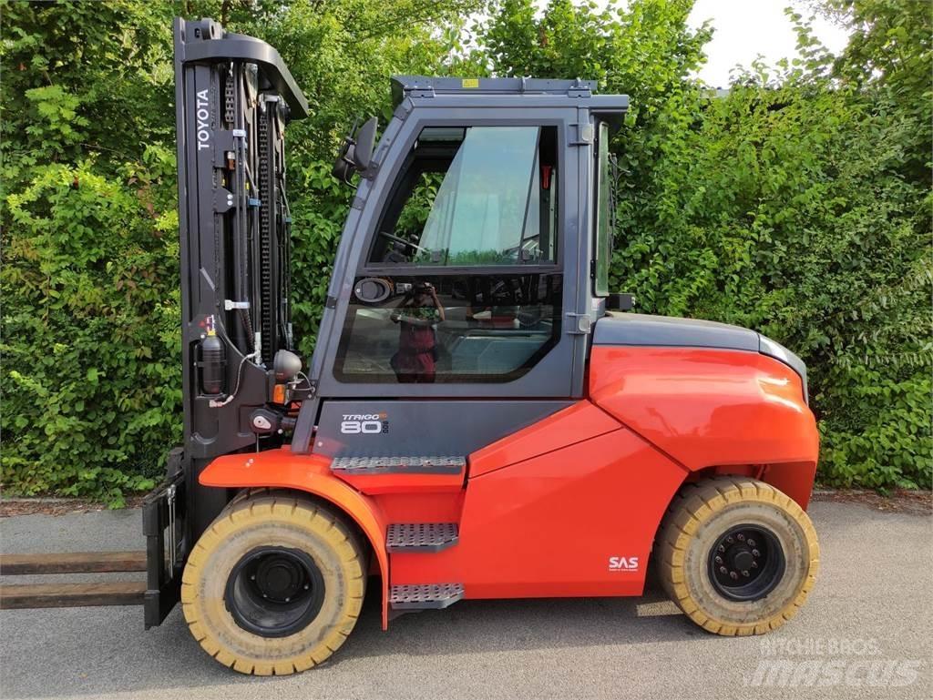 Toyota 9FBH80T900 Elmotviktstruckar